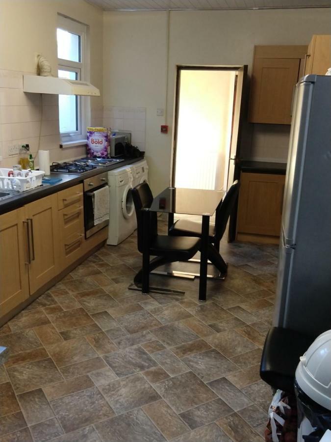 John St Town House - Self Catering - Guesthouse Style - Great Value Family And Double Rooms Workington Dış mekan fotoğraf